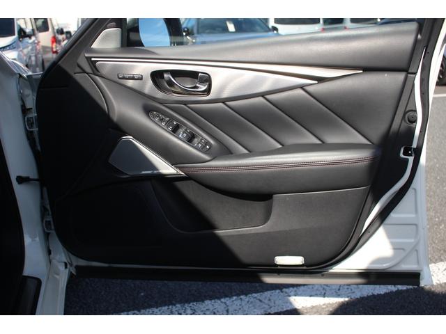 スカイライン 400R 禁煙車 ワンオーナー BOSEサウンドシステム メーカーナビ フルセグTV 全周囲カメラ LEDヘッドライト ETC シートヒーター パワーシート クリアランスソナー 黒革シート アンビエントライト(30枚目)