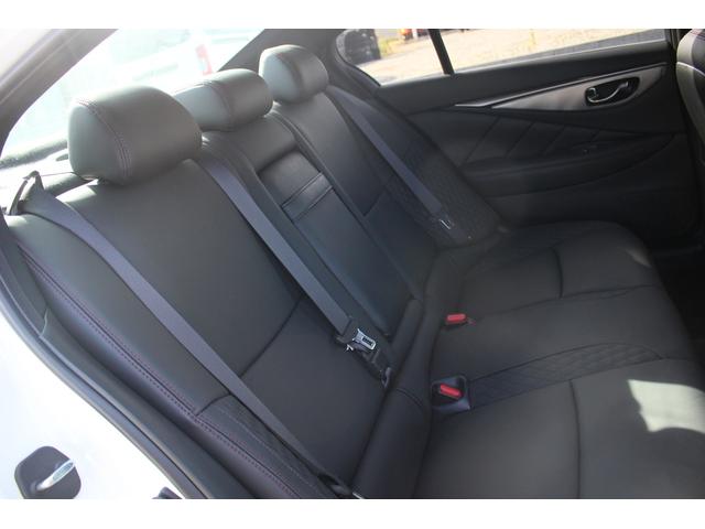 スカイライン 400R 禁煙車 ワンオーナー BOSEサウンドシステム メーカーナビ フルセグTV 全周囲カメラ LEDヘッドライト ETC シートヒーター パワーシート クリアランスソナー 黒革シート アンビエントライト(34枚目)