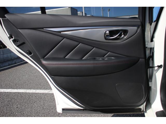 スカイライン 400R 禁煙車 ワンオーナー BOSEサウンドシステム メーカーナビ フルセグTV 全周囲カメラ LEDヘッドライト ETC シートヒーター パワーシート クリアランスソナー 黒革シート アンビエントライト(36枚目)