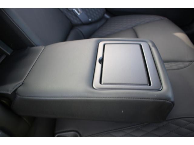 スカイライン 400R 禁煙車 ワンオーナー BOSEサウンドシステム メーカーナビ フルセグTV 全周囲カメラ LEDヘッドライト ETC シートヒーター パワーシート クリアランスソナー 黒革シート アンビエントライト(63枚目)