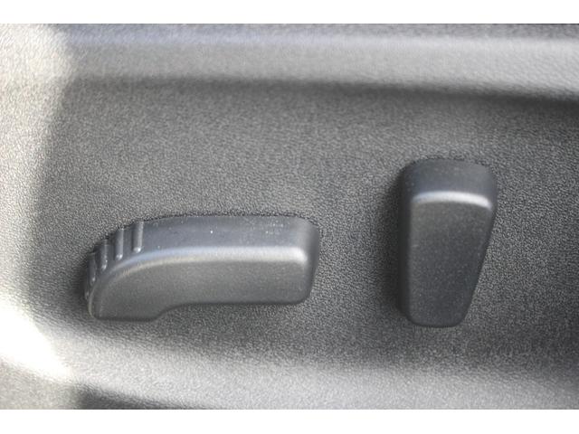 スカイライン 400R 禁煙車 ワンオーナー BOSEサウンドシステム メーカーナビ フルセグTV 全周囲カメラ LEDヘッドライト ETC シートヒーター パワーシート クリアランスソナー 黒革シート アンビエントライト(67枚目)