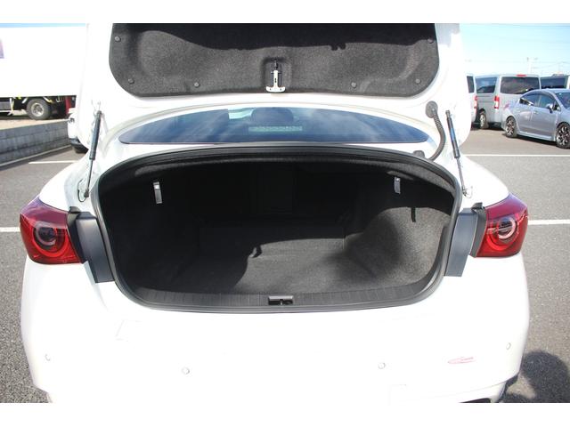 スカイライン 400R 禁煙車 ワンオーナー BOSEサウンドシステム メーカーナビ フルセグTV 全周囲カメラ LEDヘッドライト ETC シートヒーター パワーシート クリアランスソナー 黒革シート アンビエントライト(73枚目)