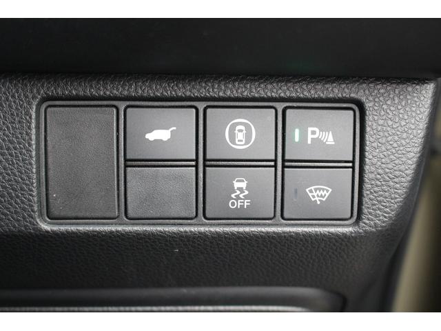 ヴェゼル e:HEV Z 禁煙車 純正9型ナビ バックカメラ フルセグTV 温熱黒半革 電動リアゲート レーダークルーズコントロール レーンキープアシスト 衝突軽減ブレーキ Applecarplay ステアリングヒーター 雹害(12枚目)