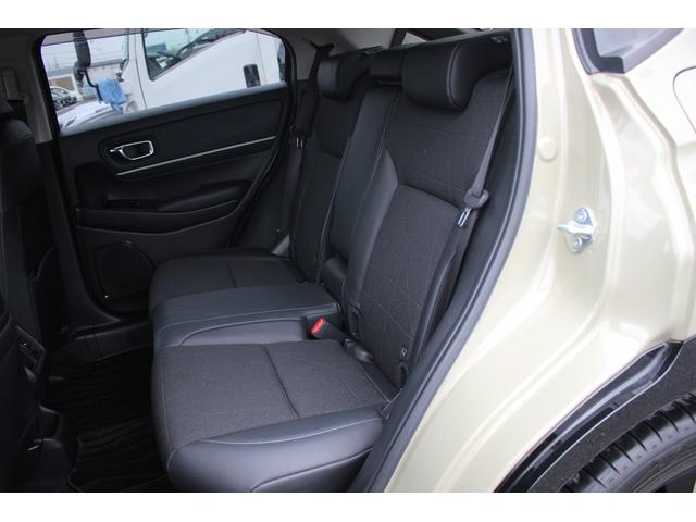 ヴェゼル e:HEV Z 禁煙車 純正9型ナビ バックカメラ フルセグTV 温熱黒半革 電動リアゲート レーダークルーズコントロール レーンキープアシスト 衝突軽減ブレーキ Applecarplay ステアリングヒーター 雹害(45枚目)