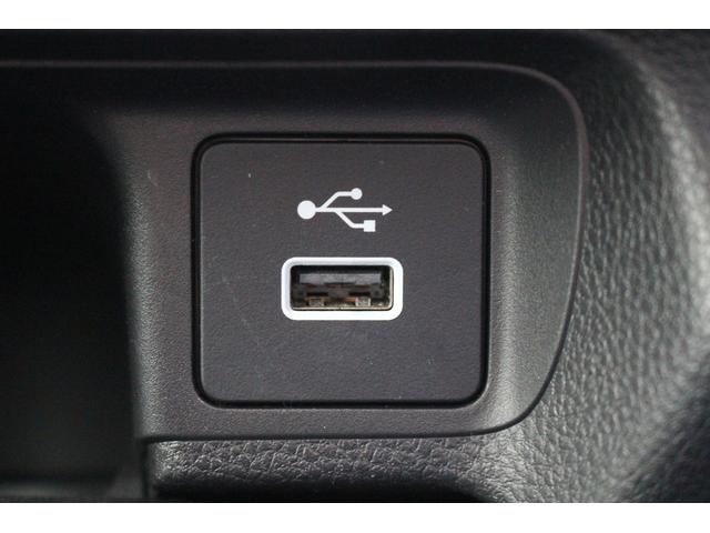 ヴェゼル e:HEV Z 禁煙車 純正9型ナビ バックカメラ フルセグTV 温熱黒半革 電動リアゲート レーダークルーズコントロール レーンキープアシスト 衝突軽減ブレーキ Applecarplay ステアリングヒーター 雹害(62枚目)