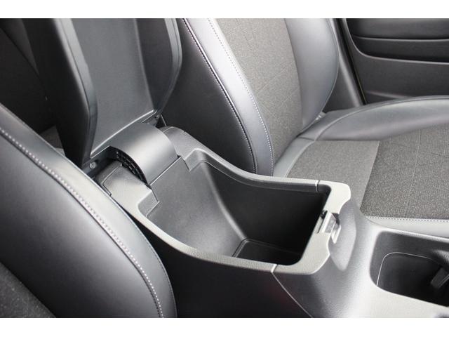 ヴェゼル e:HEV Z 禁煙車 純正9型ナビ バックカメラ フルセグTV 温熱黒半革 電動リアゲート レーダークルーズコントロール レーンキープアシスト 衝突軽減ブレーキ Applecarplay ステアリングヒーター 雹害(70枚目)