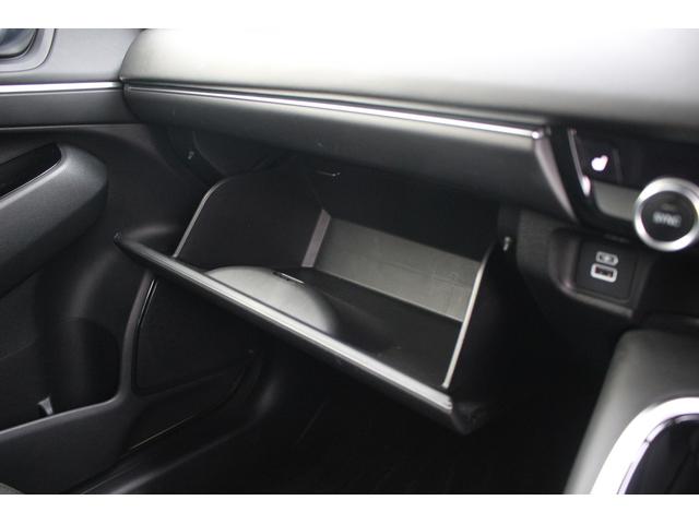 ヴェゼル e:HEV Z 禁煙車 純正9型ナビ バックカメラ フルセグTV 温熱黒半革 電動リアゲート レーダークルーズコントロール レーンキープアシスト 衝突軽減ブレーキ Applecarplay ステアリングヒーター 雹害(77枚目)