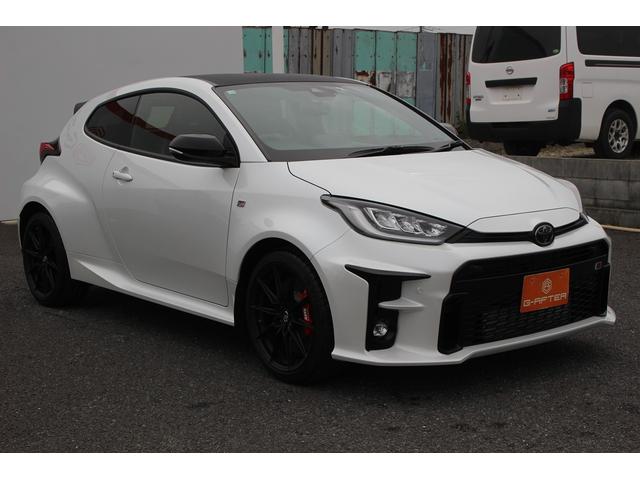 GRヤリス RZ ハイパフォーマンス 禁煙車 6MT JBLサウンド 純正8型ナビ バックカメラ 温熱黒半革 レーダークルーズコントロール ETC レーンキープアシスト 衝突軽減ブレーキ ステアリングヒーター ブラインドスポットモニター(17枚目)