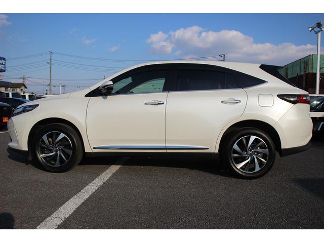 ハリアー プレミアム メタル アンド レザーパッケージ 後期型 禁煙車 メーカーナビ バックカメラ フルセグTV 温冷黒革 電動リアゲート 3眼LEDヘッドライト オートクルーズコントロール レーンキープアシスト 衝突軽減ブレーキ ETC オートホールド(18枚目)