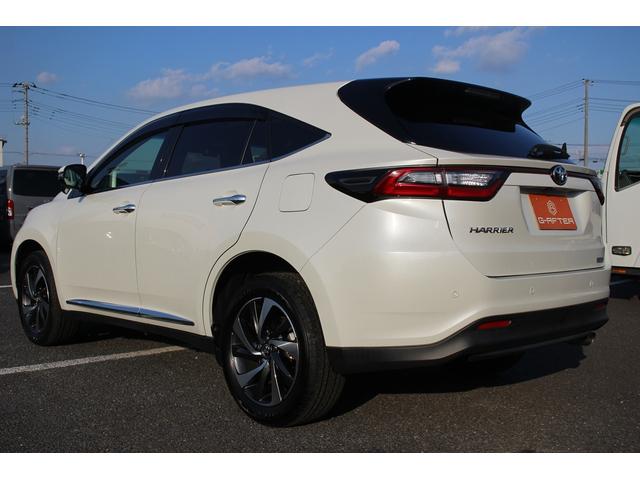 ハリアー プレミアム メタル アンド レザーパッケージ 後期型 禁煙車 メーカーナビ バックカメラ フルセグTV 温冷黒革 電動リアゲート 3眼LEDヘッドライト オートクルーズコントロール レーンキープアシスト 衝突軽減ブレーキ ETC オートホールド(19枚目)