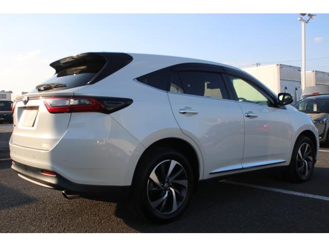 ハリアー プレミアム メタル アンド レザーパッケージ 後期型 禁煙車 メーカーナビ バックカメラ フルセグTV 温冷黒革 電動リアゲート 3眼LEDヘッドライト オートクルーズコントロール レーンキープアシスト 衝突軽減ブレーキ ETC オートホールド(21枚目)