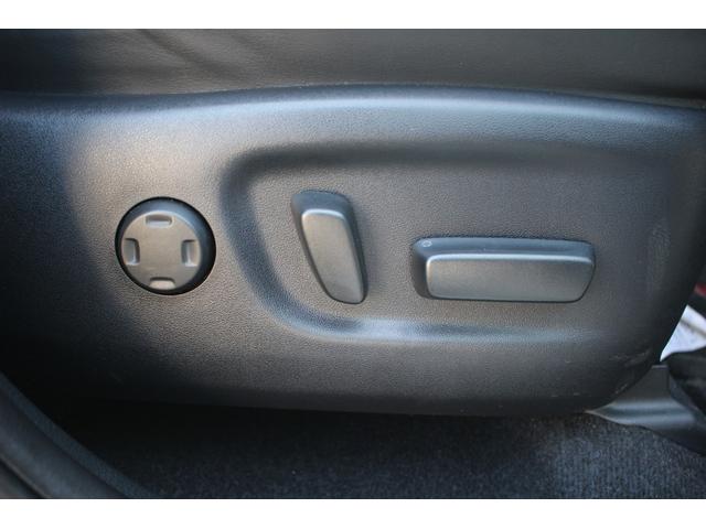 ハリアー プレミアム メタル アンド レザーパッケージ 後期型 禁煙車 メーカーナビ バックカメラ フルセグTV 温冷黒革 電動リアゲート 3眼LEDヘッドライト オートクルーズコントロール レーンキープアシスト 衝突軽減ブレーキ ETC オートホールド(71枚目)