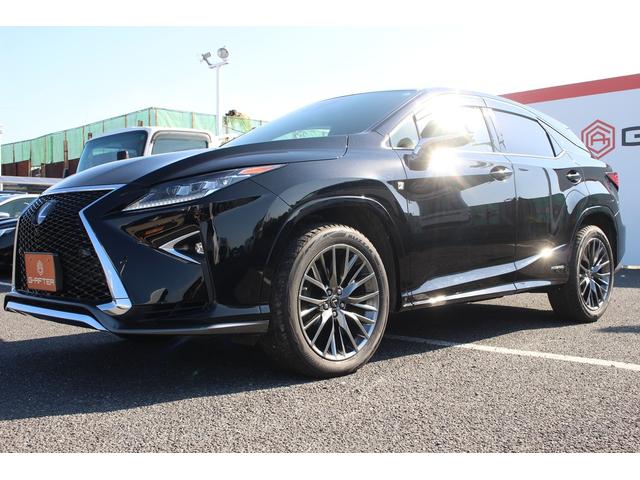 RX RX450h Fスポーツ 禁煙車 サンルーフ 純正12.3型ナビ 全周囲カメラ フルセグTV 温冷赤革シート 電動リアゲート 3眼LEDヘッドライト オートクルーズコントロール レーンキープアシスト 衝突軽減ブレーキ(13枚目)