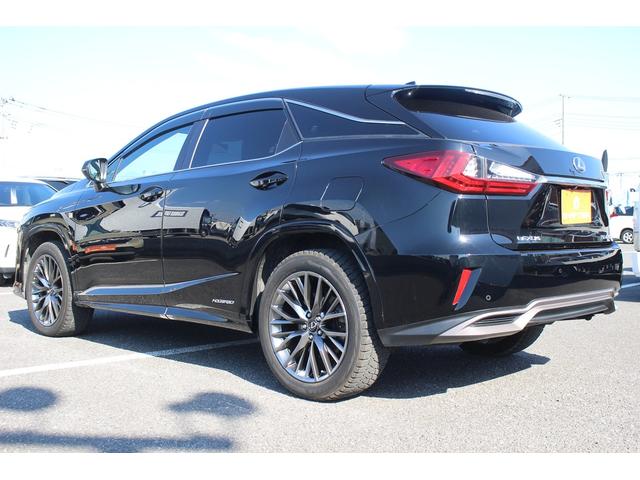 RX RX450h Fスポーツ 禁煙車 サンルーフ 純正12.3型ナビ 全周囲カメラ フルセグTV 温冷赤革シート 電動リアゲート 3眼LEDヘッドライト オートクルーズコントロール レーンキープアシスト 衝突軽減ブレーキ(15枚目)