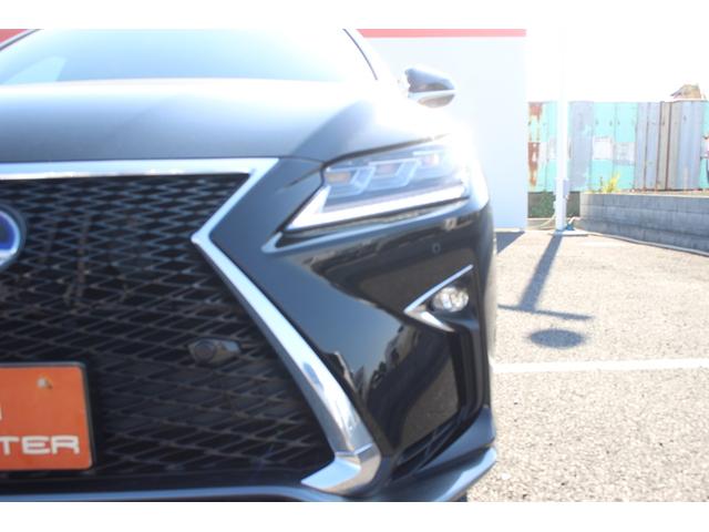 RX RX450h Fスポーツ 禁煙車 サンルーフ 純正12.3型ナビ 全周囲カメラ フルセグTV 温冷赤革シート 電動リアゲート 3眼LEDヘッドライト オートクルーズコントロール レーンキープアシスト 衝突軽減ブレーキ(26枚目)