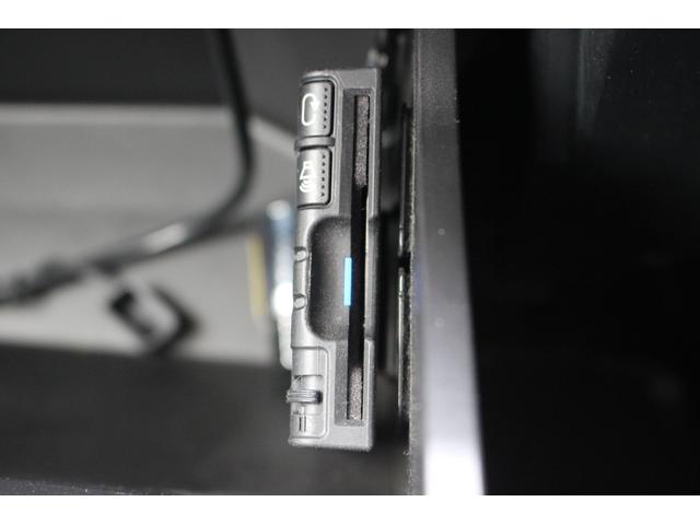 WRX S4 2.0GTアイサイト 禁煙車 4WD kenwoodナビ バックカメラ 社外エンケイ18インチAW アイサイト フルセグTV LEDヘッドライト ETC パワーシート レーンキープアシスト スマートキープッシュスタート(5枚目)