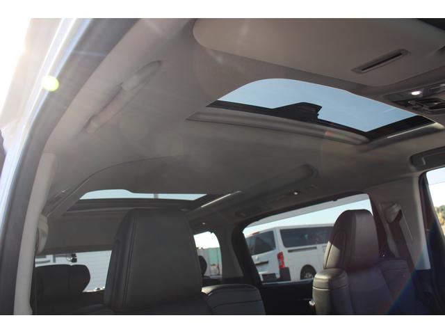 アルファード 2.5S Cパッケージ 後期型 禁煙車 純正9インチナビ バックカメラ ツインムーンルーフ 3眼LEDヘッドライト 電動リアゲート 両側電動スライドドア ETC シートヒーター シートエアコン ブラインドスポットミニター(5枚目)