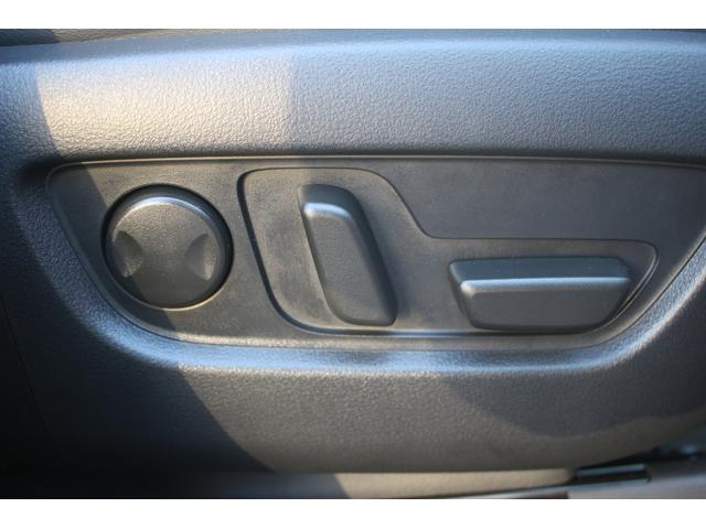 CX-60 XD-ハイブリッド エクスクルーシブスポーツ 禁煙車 純正ディスプレイオーディオ フルセグTV 全周囲カメラ 黒革シート シートヒーター レーダークルーズコントロール ETC シートエアコン パワーシート LEDヘッドライト クリアランスソナー(6枚目)