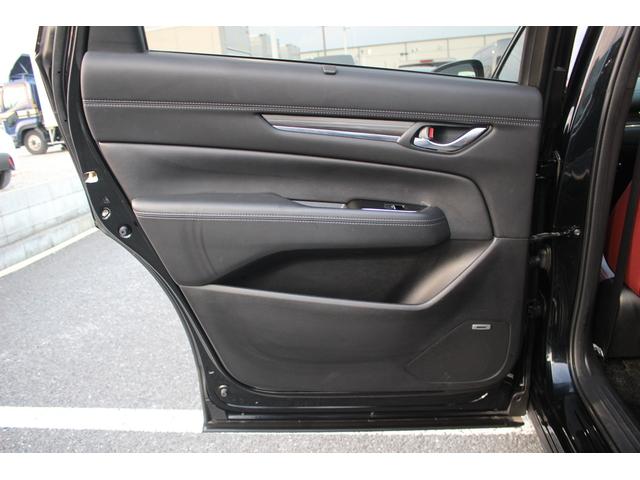 CX-8 25S Lパッケージ 純正10インチディスプレイオーディオ 全周囲カメラ フルセグTV BOSEサウンドシステム サンルーフ 赤革 純正19イントアルミホイール ETC LEDヘッドライト 電動リアゲート クリアランスソナ(36枚目)