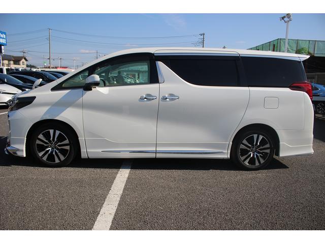 アルファード 2.5S Cパッケージ 後期型 禁煙車 モデリスタフルエアロ サンルーフ アルパイン11型ナビ フルセグTV バックカメラ 後席モニター シートヒーター シートエアコン 黒革シート 電動Rゲート レーダークルーズコントロール(12枚目)