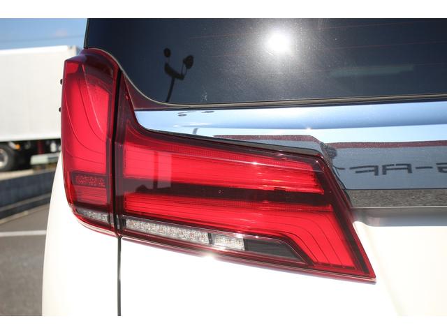 アルファード 2.5S Cパッケージ 後期型 禁煙車 モデリスタフルエアロ サンルーフ アルパイン11型ナビ フルセグTV バックカメラ 後席モニター シートヒーター シートエアコン 黒革シート 電動Rゲート レーダークルーズコントロール(29枚目)