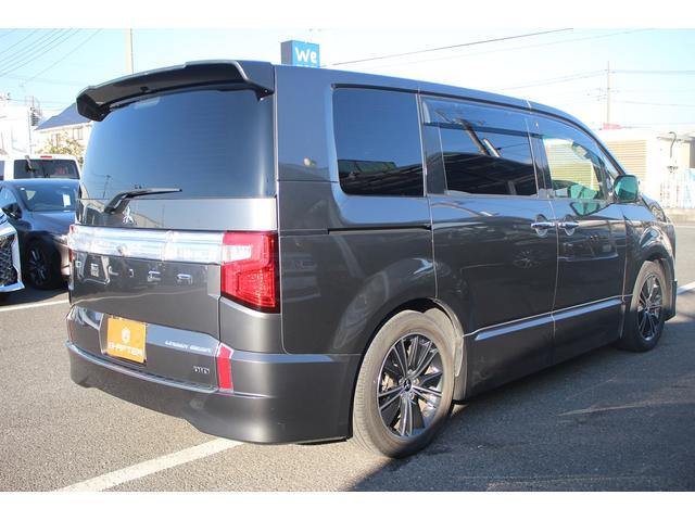 デリカD:5 アーバンギア G パワーパッケージ 後期型 純正10.1型ナビ フルセグTV 全周囲カメラ 後席モニター シートヒーター 黒革シート レーダークルーズコントロール 電動リアゲート パワーシート レーンキープアシスト クリアランスソナー(14枚目)