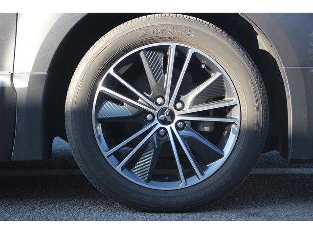 デリカD:5 アーバンギア G パワーパッケージ 後期型 純正10.1型ナビ フルセグTV 全周囲カメラ 後席モニター シートヒーター 黒革シート レーダークルーズコントロール 電動リアゲート パワーシート レーンキープアシスト クリアランスソナー(16枚目)