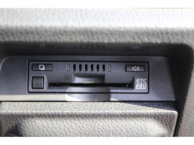 ノア Si GRスポーツ 禁煙車 純正9型ナビ バックカメラ フルセグTV 黒半革シート オートクルーズコントロール レーンキープアシスト ETC2.0 衝突軽減ブレーキ デジタルインナーミラー 両側電動スライドドア(11枚目)