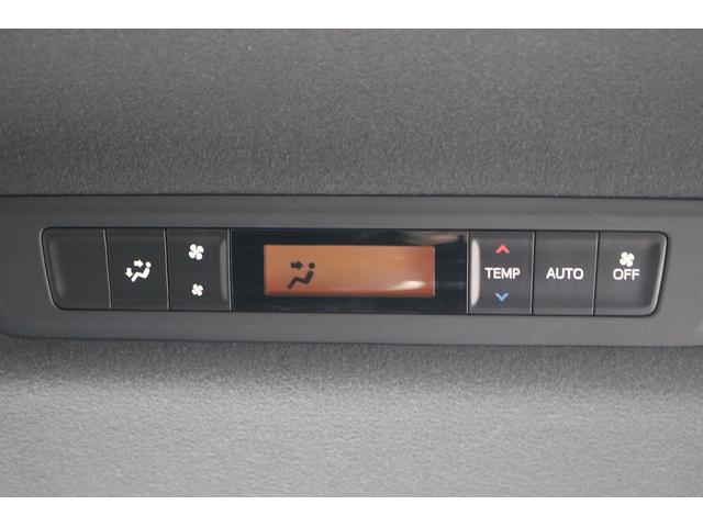 ノア Si GRスポーツ 禁煙車 純正9型ナビ バックカメラ フルセグTV 黒半革シート オートクルーズコントロール レーンキープアシスト ETC2.0 衝突軽減ブレーキ デジタルインナーミラー 両側電動スライドドア(65枚目)