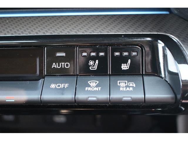 プリウス Ｚ　純正１２．３型ナビ　全周囲カメラ　フルセグＴＶ　シートヒーター　シートエアコン　黒革シート　電動リアゲート　レーダークルーズコントロール　衝突軽減ブレーキ　ＥＴＣ２．０　　デジタルインナーミラー（10枚目）