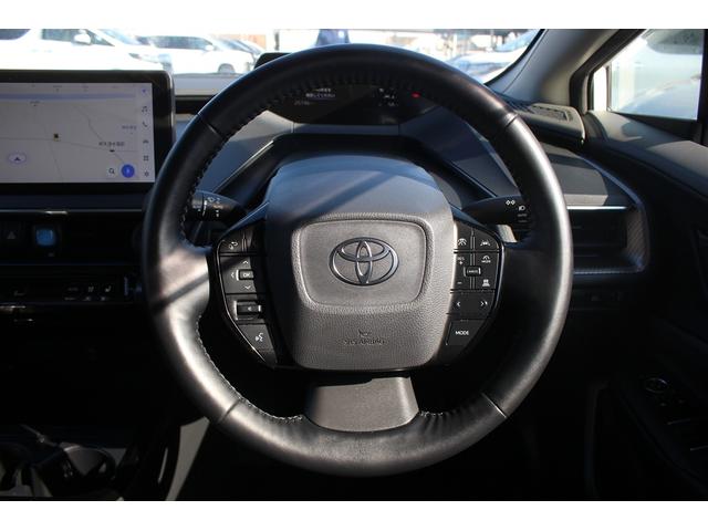 プリウス Ｚ　純正１２．３型ナビ　全周囲カメラ　フルセグＴＶ　シートヒーター　シートエアコン　黒革シート　電動リアゲート　レーダークルーズコントロール　衝突軽減ブレーキ　ＥＴＣ２．０　　デジタルインナーミラー（47枚目）