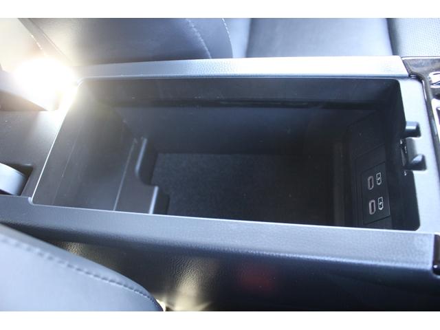 プリウス Ｚ　純正１２．３型ナビ　全周囲カメラ　フルセグＴＶ　シートヒーター　シートエアコン　黒革シート　電動リアゲート　レーダークルーズコントロール　衝突軽減ブレーキ　ＥＴＣ２．０　　デジタルインナーミラー（67枚目）