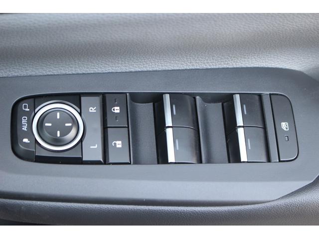 プリウス Ｚ　純正１２．３型ナビ　全周囲カメラ　フルセグＴＶ　シートヒーター　シートエアコン　黒革シート　電動リアゲート　レーダークルーズコントロール　衝突軽減ブレーキ　ＥＴＣ２．０　　デジタルインナーミラー（73枚目）