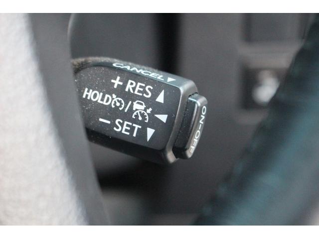 アルファード ２．５Ｓ　Ｃパッケージ　後期型　禁煙車　モデリスタエアロ　サンルーフ　後席モニター　純正９型ナビ　バックカメラ　フルセグＴＶ　温冷黒革　３眼ＬＥＤヘッドライト　シグネチャーイルミ　衝突軽減ブレーキ　レーンキープアシスト（10枚目）