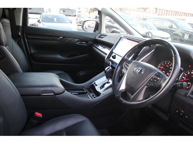 アルファード ２．５Ｓ　Ｃパッケージ　後期型　禁煙車　モデリスタエアロ　サンルーフ　後席モニター　純正９型ナビ　バックカメラ　フルセグＴＶ　温冷黒革　３眼ＬＥＤヘッドライト　シグネチャーイルミ　衝突軽減ブレーキ　レーンキープアシスト（37枚目）