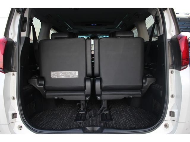 アルファード ２．５Ｓ　Ｃパッケージ　後期型　禁煙車　モデリスタエアロ　サンルーフ　後席モニター　純正９型ナビ　バックカメラ　フルセグＴＶ　温冷黒革　３眼ＬＥＤヘッドライト　シグネチャーイルミ　衝突軽減ブレーキ　レーンキープアシスト（41枚目）