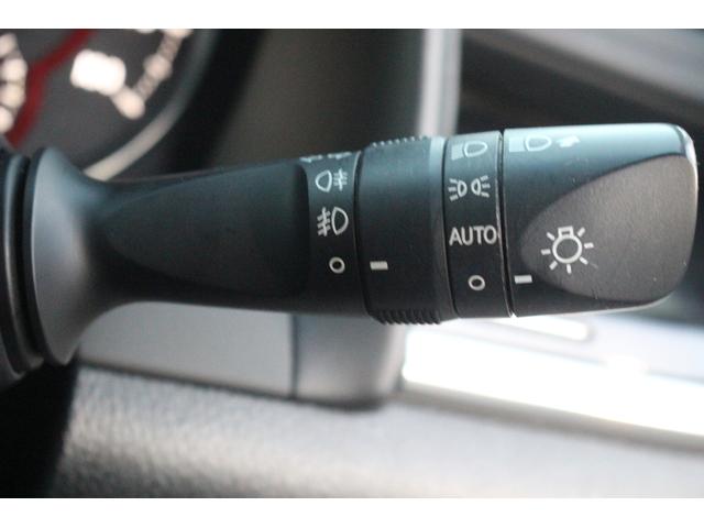 アルファード ２．５Ｓ　Ｃパッケージ　後期型　禁煙車　モデリスタエアロ　サンルーフ　後席モニター　純正９型ナビ　バックカメラ　フルセグＴＶ　温冷黒革　３眼ＬＥＤヘッドライト　シグネチャーイルミ　衝突軽減ブレーキ　レーンキープアシスト（60枚目）