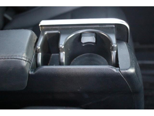 アルファード ２．５Ｓ　Ｃパッケージ　後期型　禁煙車　モデリスタエアロ　サンルーフ　後席モニター　純正９型ナビ　バックカメラ　フルセグＴＶ　温冷黒革　３眼ＬＥＤヘッドライト　シグネチャーイルミ　衝突軽減ブレーキ　レーンキープアシスト（68枚目）