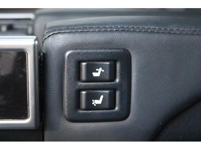 アルファード ２．５Ｓ　Ｃパッケージ　後期型　禁煙車　モデリスタエアロ　サンルーフ　後席モニター　純正９型ナビ　バックカメラ　フルセグＴＶ　温冷黒革　３眼ＬＥＤヘッドライト　シグネチャーイルミ　衝突軽減ブレーキ　レーンキープアシスト（74枚目）