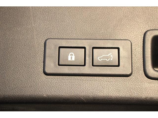 レヴォーグ ＳＴＩスポーツＲ　ＥＸ　禁煙車　サンルーフ　純正１２．３型ナビ　全周囲カメラ　フルセグＴＶ　温熱黒革　電動リアゲート　衝突軽減ブレーキ　レーダークルーズコントロール　レーンキープアシスト　デジタルインナーミラー　ＥＴＣ（9枚目）