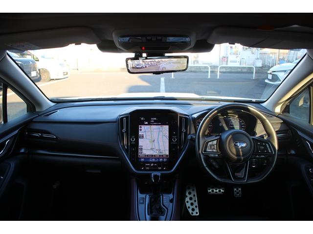 レヴォーグ ＳＴＩスポーツＲ　ＥＸ　禁煙車　サンルーフ　純正１２．３型ナビ　全周囲カメラ　フルセグＴＶ　温熱黒革　電動リアゲート　衝突軽減ブレーキ　レーダークルーズコントロール　レーンキープアシスト　デジタルインナーミラー　ＥＴＣ（46枚目）