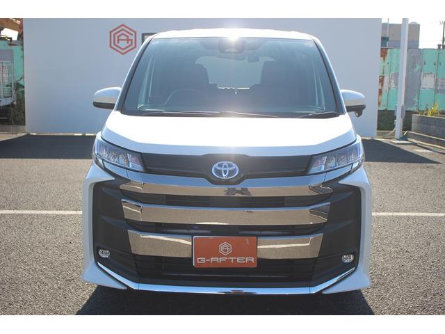 ノア ハイブリッドＳ－Ｚ　禁煙車　純正１０．５インチナビ　１４インチ有機ＥＬ後席モニター　フルセグＴＶ　両側電動スライドドア　バックカメラ　ＬＥＤヘッドライト　ＥＴＣ２．０　ブラインドスポットモニター　シートヒーター（9枚目）