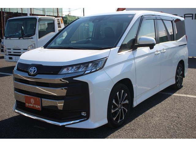 ノア ハイブリッドＳ－Ｚ　禁煙車　純正１０．５インチナビ　１４インチ有機ＥＬ後席モニター　フルセグＴＶ　両側電動スライドドア　バックカメラ　ＬＥＤヘッドライト　ＥＴＣ２．０　ブラインドスポットモニター　シートヒーター（10枚目）