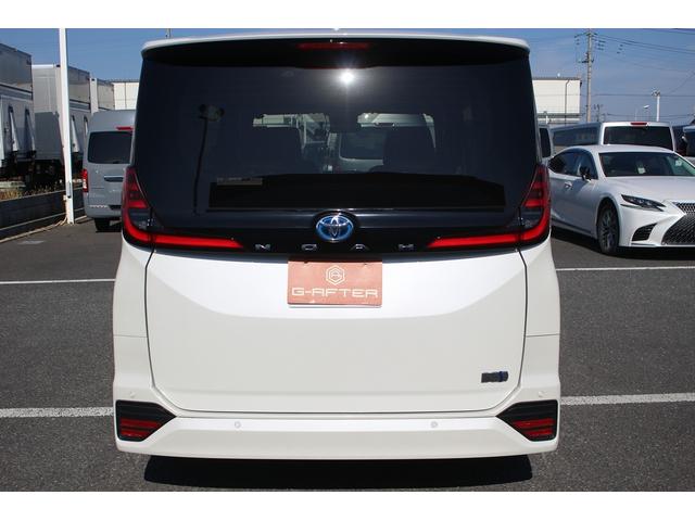 ノア ハイブリッドＳ－Ｚ　禁煙車　純正１０．５インチナビ　１４インチ有機ＥＬ後席モニター　フルセグＴＶ　両側電動スライドドア　バックカメラ　ＬＥＤヘッドライト　ＥＴＣ２．０　ブラインドスポットモニター　シートヒーター（13枚目）