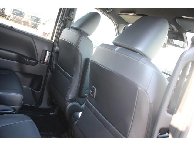 ノア ハイブリッドＳ－Ｚ　禁煙車　純正１０．５インチナビ　１４インチ有機ＥＬ後席モニター　フルセグＴＶ　両側電動スライドドア　バックカメラ　ＬＥＤヘッドライト　ＥＴＣ２．０　ブラインドスポットモニター　シートヒーター（34枚目）