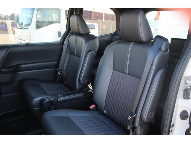 ノア ハイブリッドＳ－Ｚ　禁煙車　純正１０．５インチナビ　１４インチ有機ＥＬ後席モニター　フルセグＴＶ　両側電動スライドドア　バックカメラ　ＬＥＤヘッドライト　ＥＴＣ２．０　ブラインドスポットモニター　シートヒーター（41枚目）