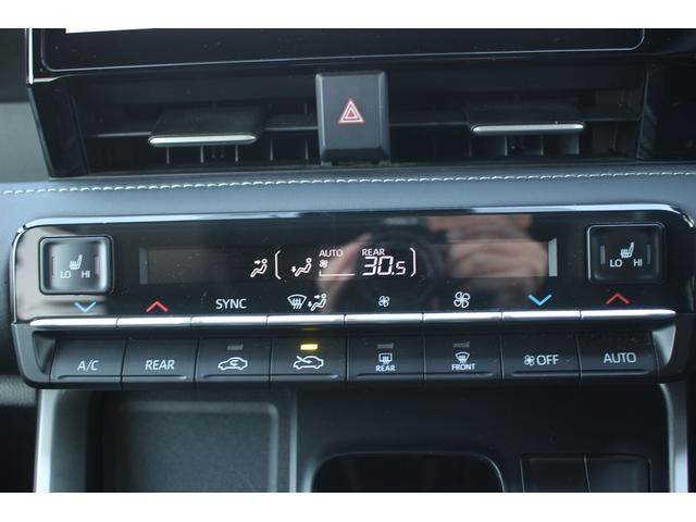 ノア ハイブリッドＳ－Ｚ　禁煙車　純正１０．５インチナビ　１４インチ有機ＥＬ後席モニター　フルセグＴＶ　両側電動スライドドア　バックカメラ　ＬＥＤヘッドライト　ＥＴＣ２．０　ブラインドスポットモニター　シートヒーター（51枚目）