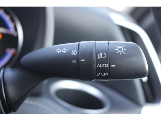 ノア ハイブリッドＳ－Ｚ　禁煙車　純正１０．５インチナビ　１４インチ有機ＥＬ後席モニター　フルセグＴＶ　両側電動スライドドア　バックカメラ　ＬＥＤヘッドライト　ＥＴＣ２．０　ブラインドスポットモニター　シートヒーター（58枚目）