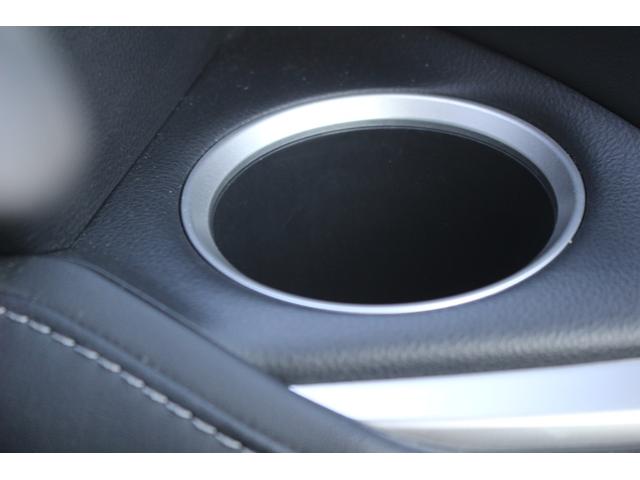 ノア ハイブリッドＳ－Ｚ　禁煙車　純正１０．５インチナビ　１４インチ有機ＥＬ後席モニター　フルセグＴＶ　両側電動スライドドア　バックカメラ　ＬＥＤヘッドライト　ＥＴＣ２．０　ブラインドスポットモニター　シートヒーター（64枚目）