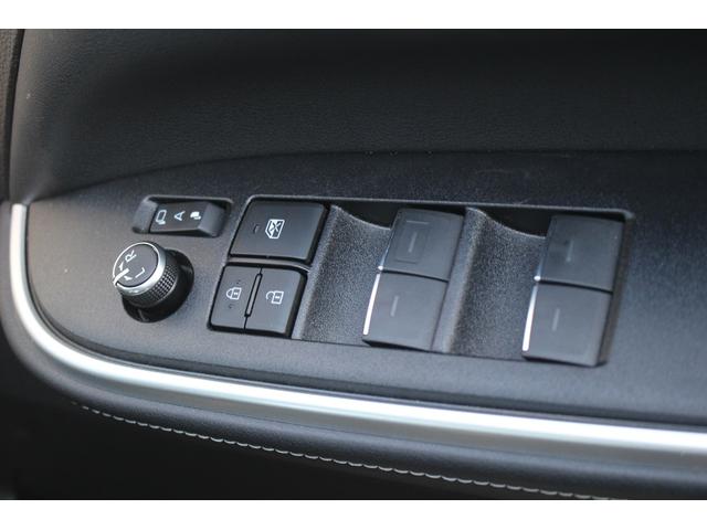 ノア ハイブリッドＳ－Ｚ　禁煙車　純正１０．５インチナビ　１４インチ有機ＥＬ後席モニター　フルセグＴＶ　両側電動スライドドア　バックカメラ　ＬＥＤヘッドライト　ＥＴＣ２．０　ブラインドスポットモニター　シートヒーター（76枚目）